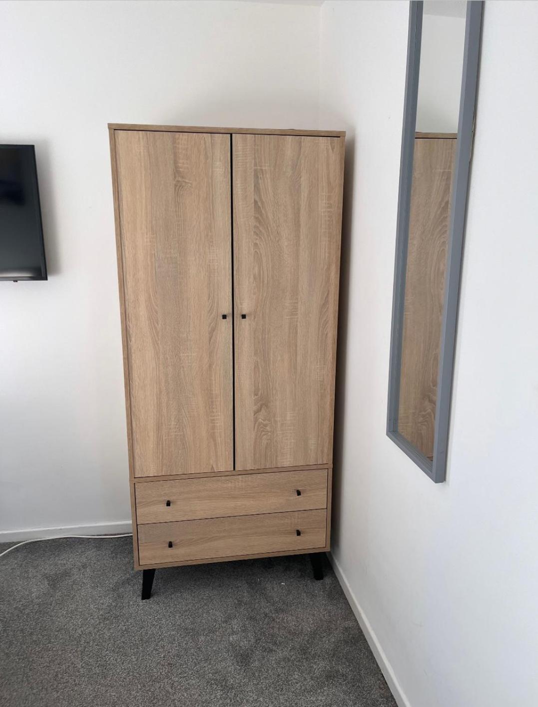 Newly Refurbished Beautiful Location 1 Bedroom Residential House 크램링턴 외부 사진
